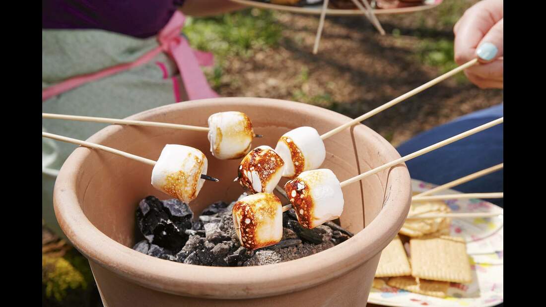 6 superleckere Rezepte für Nachtisch vom Grill oder Lagerfeuer | Promobil
