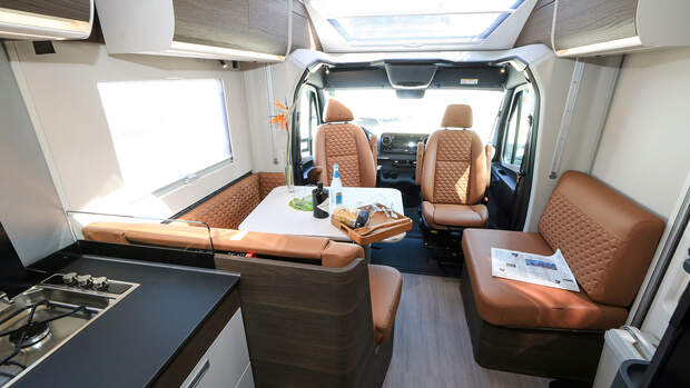 Adria Matrix MB Supreme 670 SL