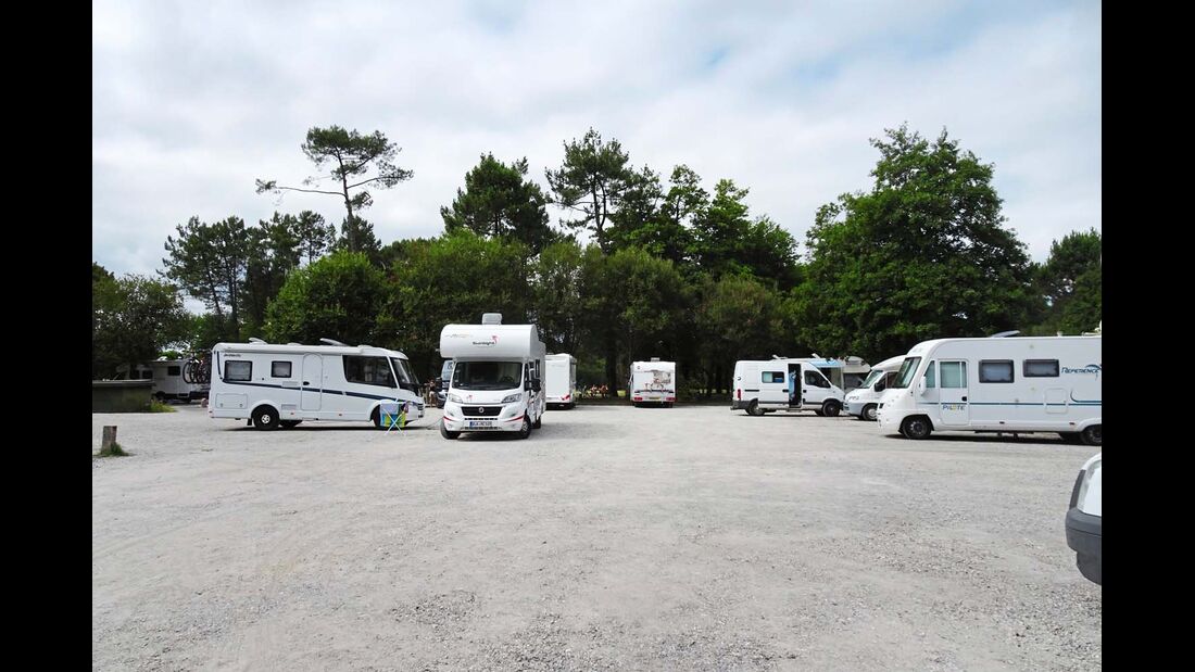 Aire Accueil Camping-Car in Parentis-en-Born