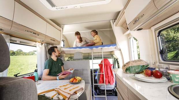 Alkoven-Reisemobil Eura Mobil Activa One 690 VB