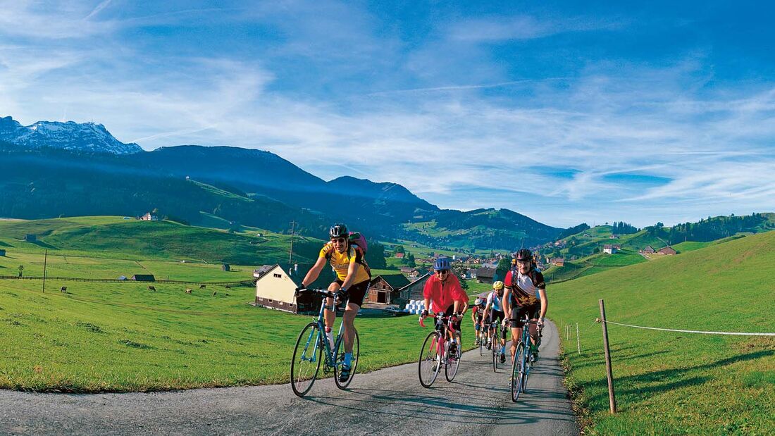 Auf ländlichen Wegen kann man mit dem Rad das Appenzellerland erkunden.