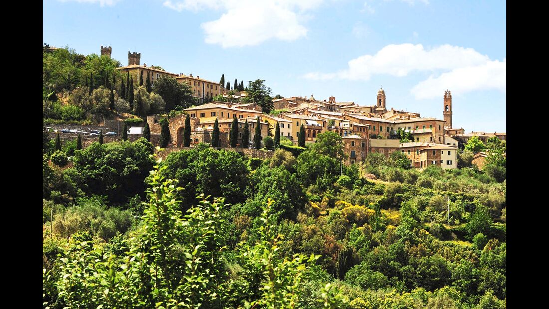 Aussicht auf das Weinsstädtchen Montalcino