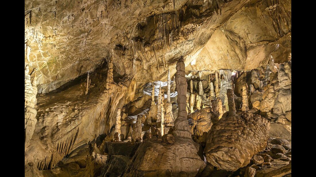 Begehbare Höhlen Rübeländer Höhlen