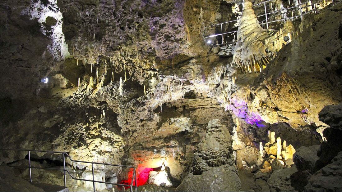 Begehbare Höhlen Teufelshöhle