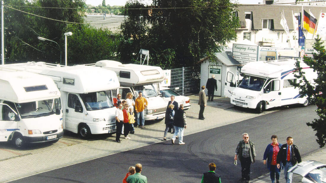 Caravan Salon 4