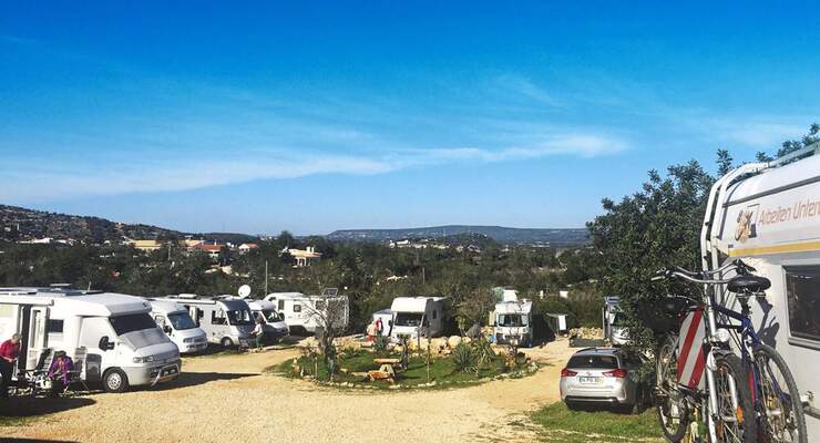Centieira: der Stellplatzder Motorhome Friends in der Region Algarve.