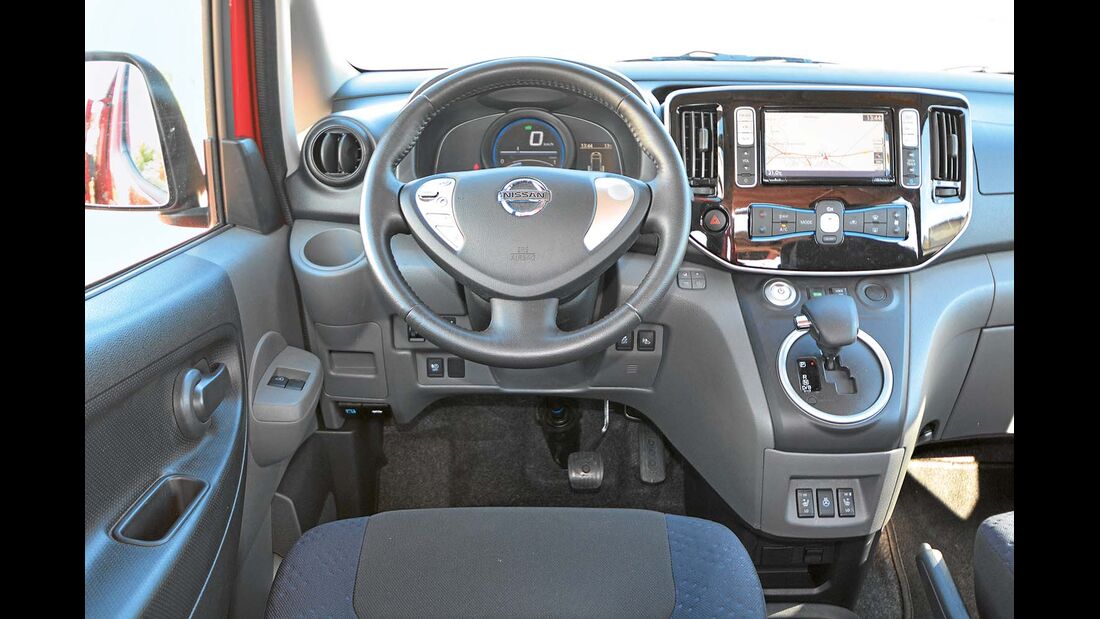 Cockpit Nissan e-NV 200