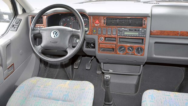 Cockpit im VW T4