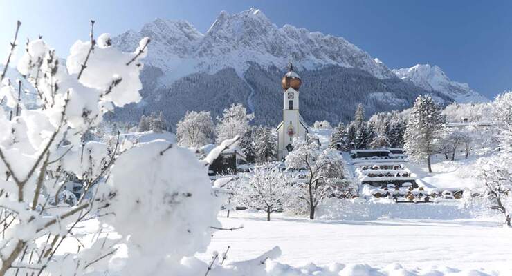 Das Camping Resort Zugspitze und Camping Erlebnis Zugspitze laden ein zum stimmungsvollen Weihnachts- und Silvesterprogramm.
