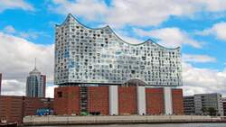 Die Elphilharmonie ist schon jetzt Hamburgs Touristenmagnet.