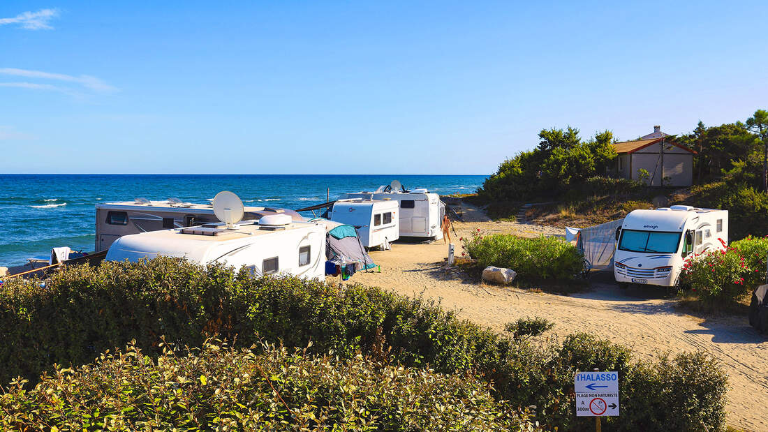 Fkk Camping Korsika Direkt Am Meer FKK Platz auf Korsika direkt am Meer | promobil