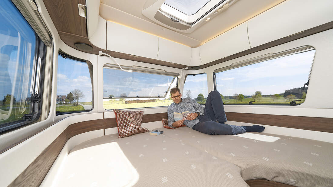 Wohnwagen mit einer Bettlänge von über zwei Metern | promobil