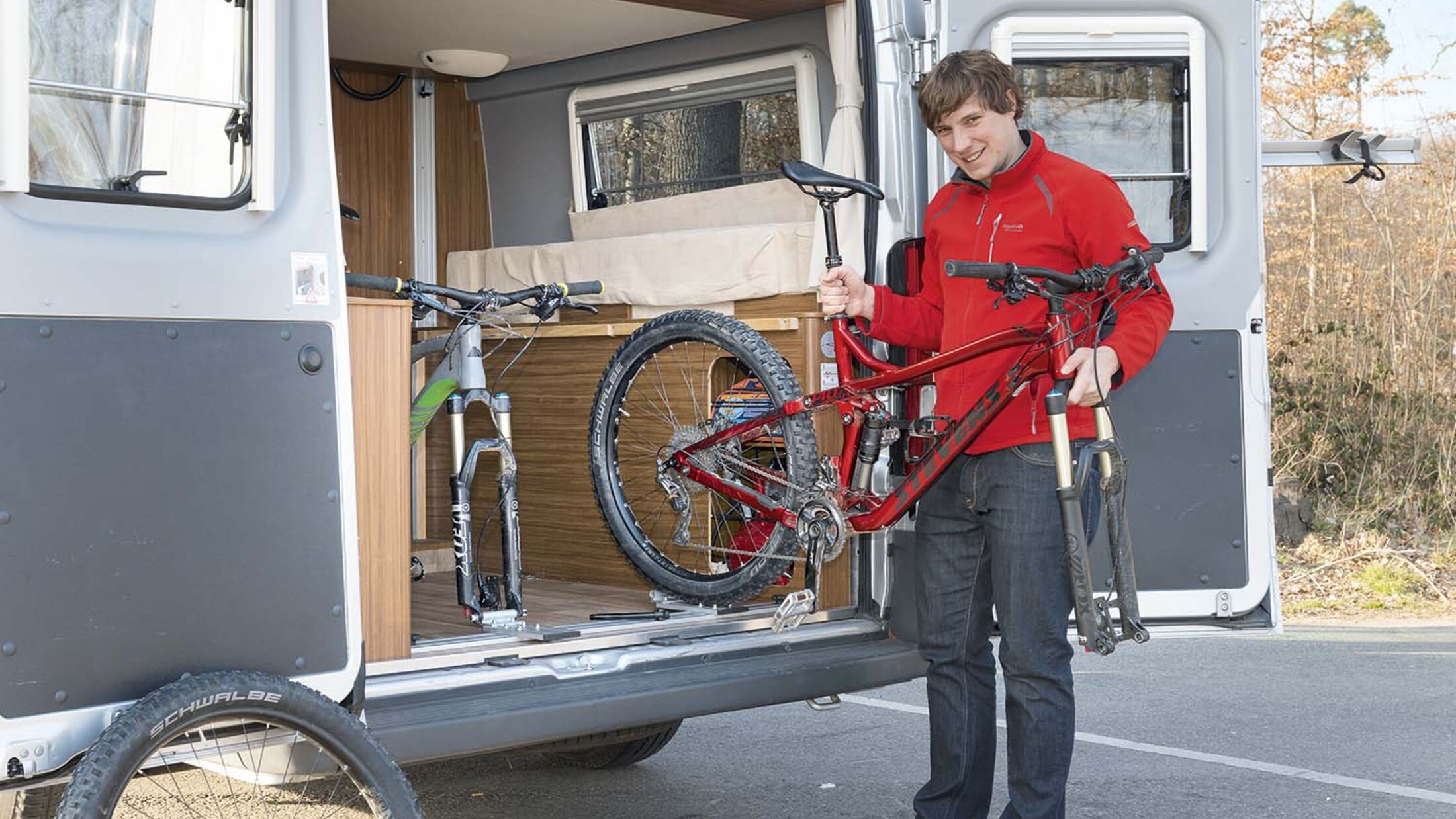 4 Fahrradträger für den Campingbus im Test