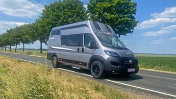 Feld, Straße, Campingbus, Außenansicht, La Strada Avanti EBF (2024)