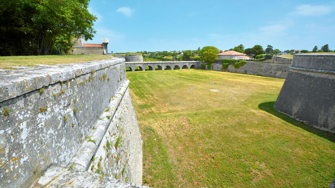 Festungsmauern in Saint-Martin
