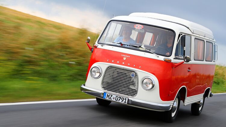 Restaurierter Ford Taunus Transit 1963 Promobil