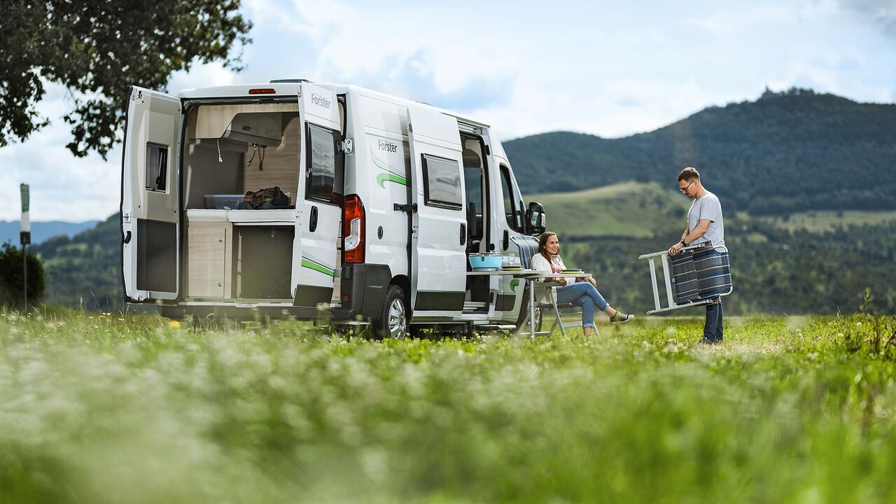 Der Campingbus V 599 Hb Von Forster Im Supercheck Promobil