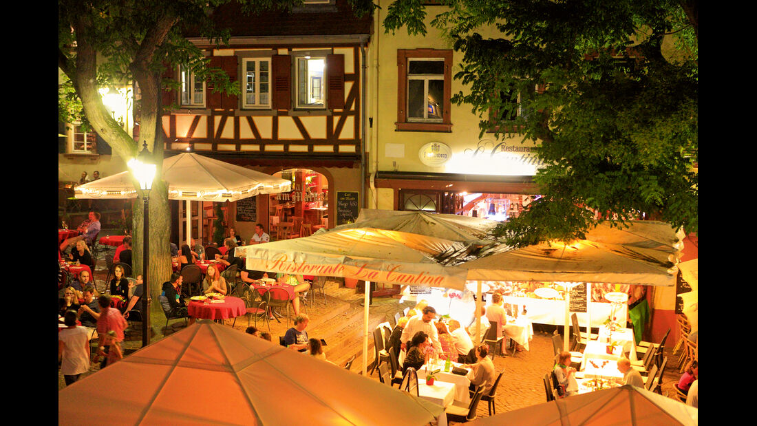 Gastromeile rund um den Markt in Weinheim