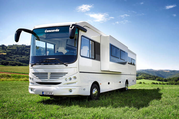 Luxus-Wohnmobil mit Slide-Out: Concorde Centurion Liner 1060 G | Promobil