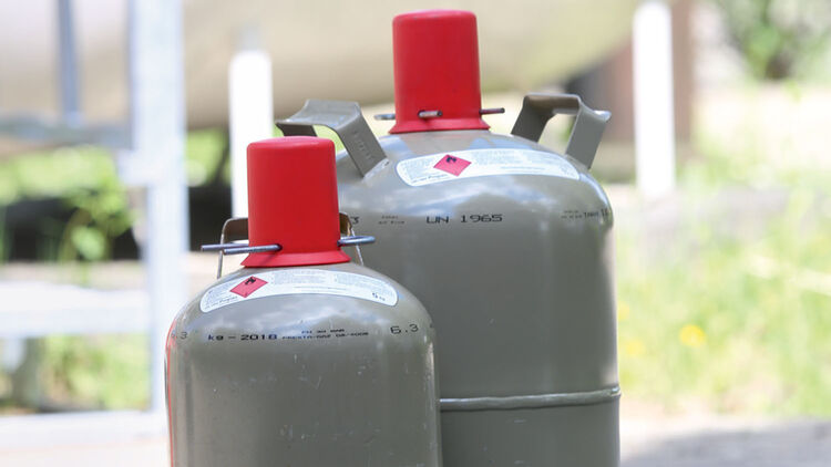 Adapter für Propan Gasflaschen Europa Ausland Flüssiggas Wohnmobil Camping  Euro