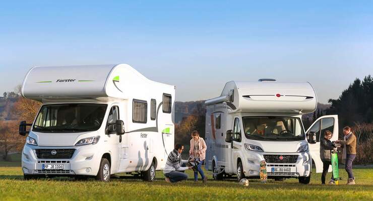 In der Vermietung sind GÜNSTIGE ALKOVENMOBILE wie der neue Bürstner Lyseo A und der Forster A unverzichtbar.