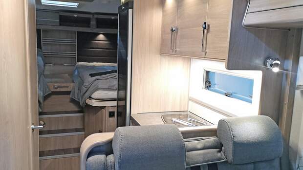 Kabe Travel Master Novum 750 LGB (2023)