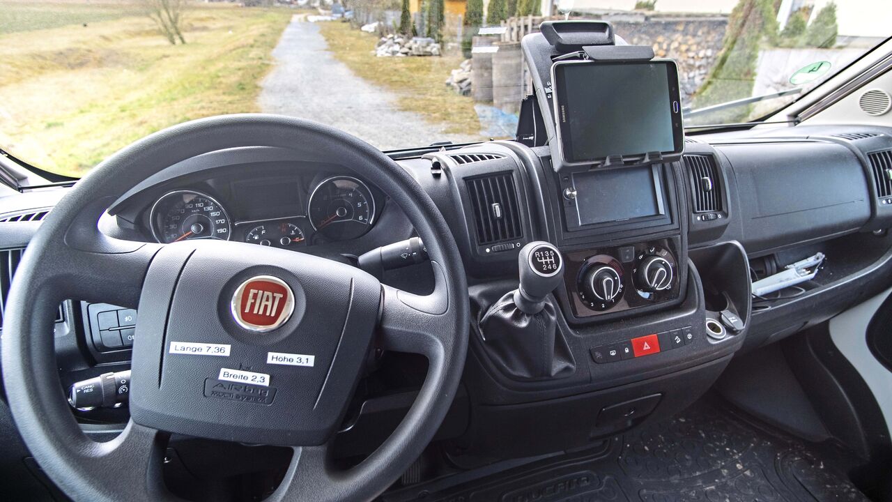 Sebstgebauter Tablet-Halter für Fiat Ducato