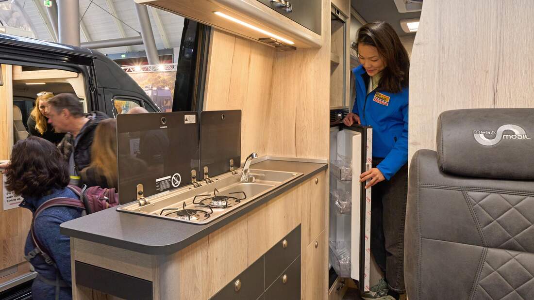 Küchenzeile, Campingküche, Kühlschrank, Campingbus, Sprinter-Ausbau