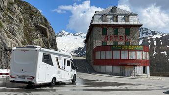 Leser auf Tour Furkapass