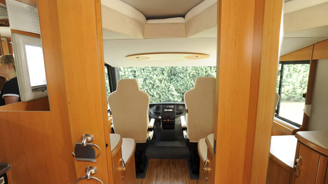 Luxus Wohnmobil Phönix 7800 RSL Reisemobile Bilder promobil