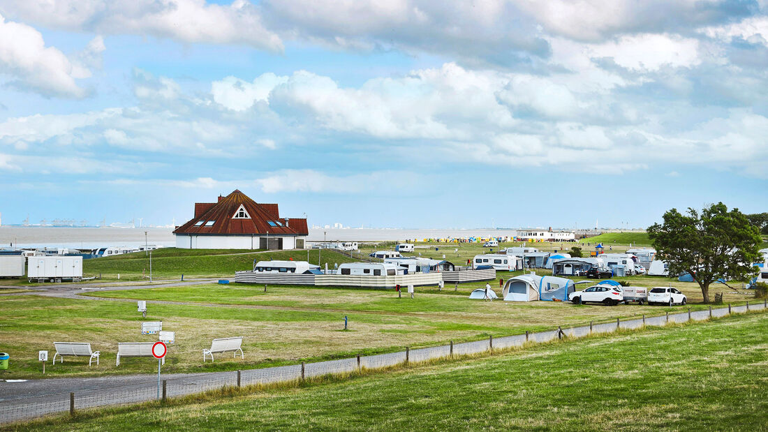 Meer, Strand, Wiese, Haus, Stellplätze, Wohnmobile