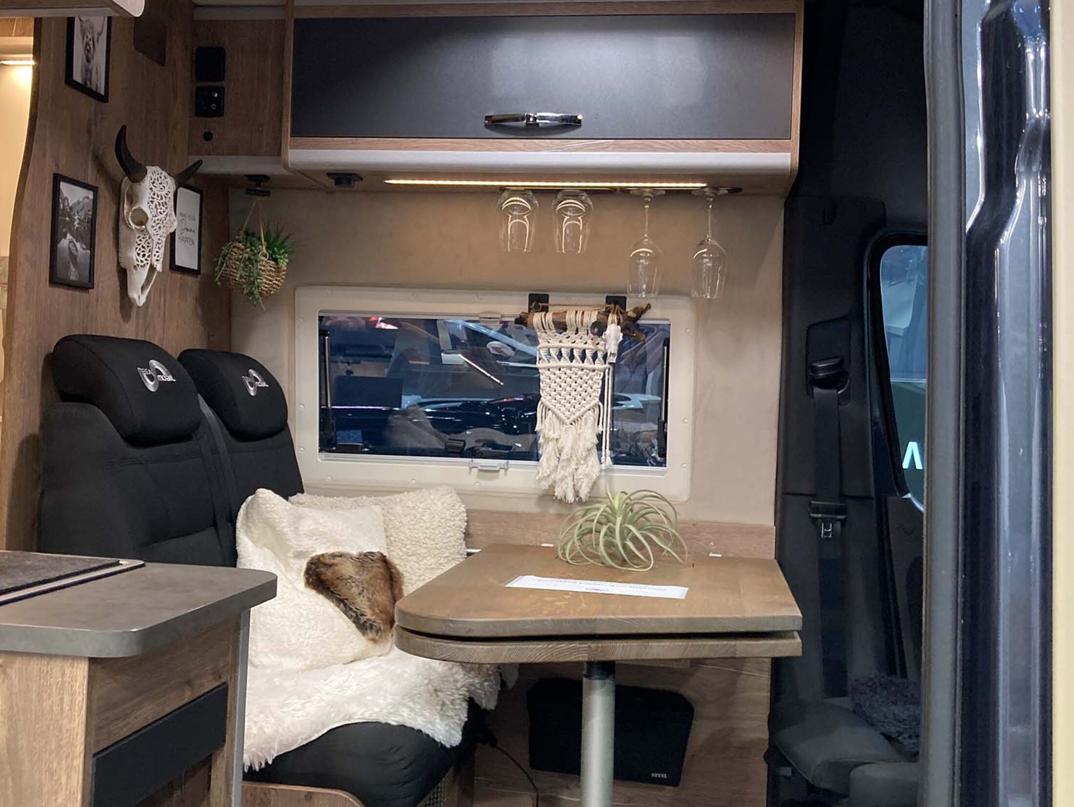 Caravan Salon 2023 - So stylish können Campingbusse sein!