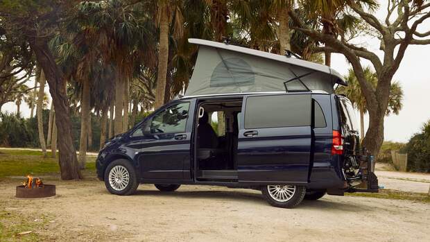Mercedes-Benz Weekender (2020)