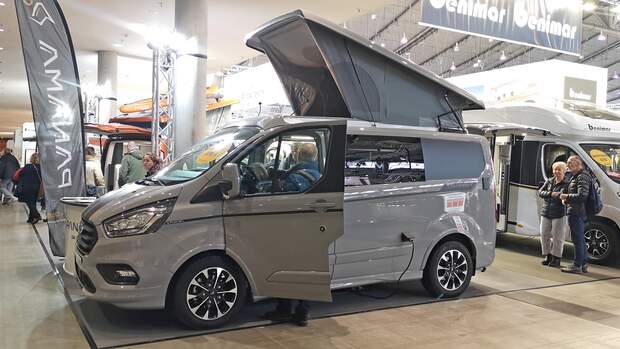 Messe, CMT 2023, Campervan, Aufstelldach, Ford, Panama, Seitenansicht