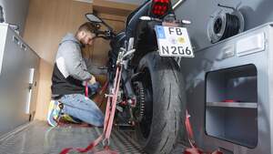 Motorrad-Sicherung Campingbus