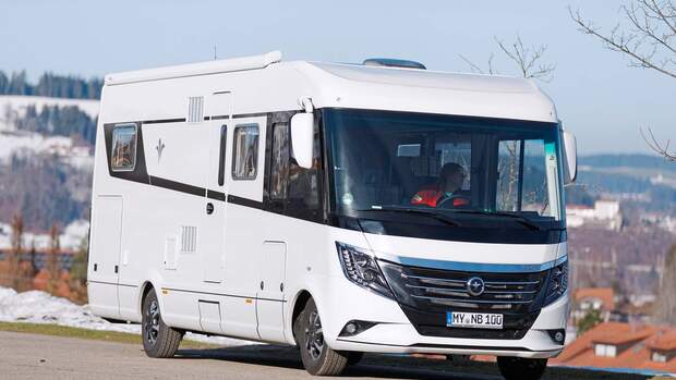 Niesmann + Bischoff Arto 77 E