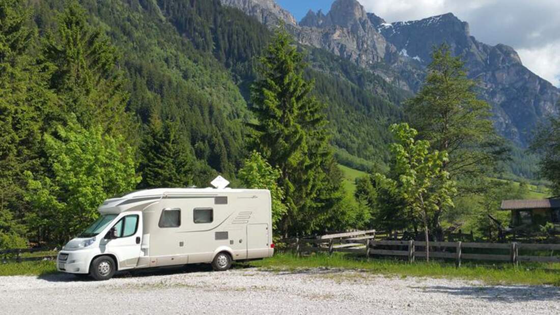 Die 10 besten WohnmobilStellplätze in den Alpen Promobil