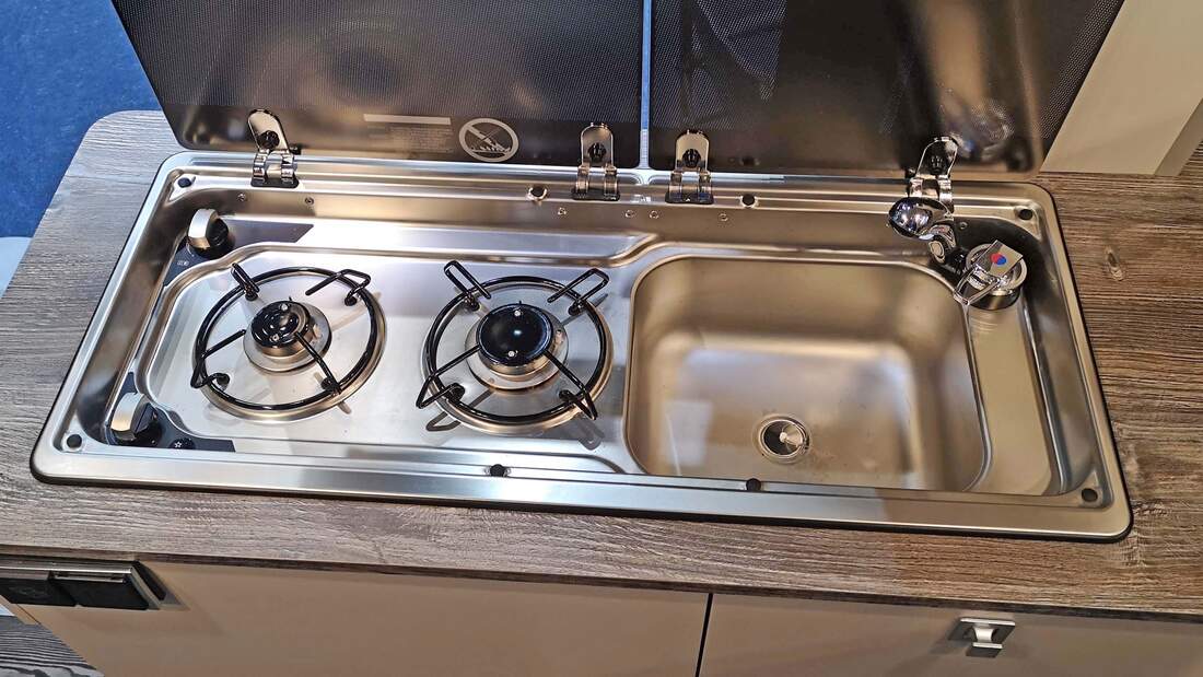 Phantom Adventure Shadow: Krasser Offroad-Campingbus auf VW Crafter