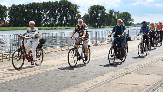 Radweg an der Weser