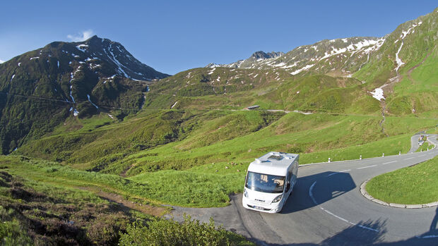 Reise-Service: Alpenpässe