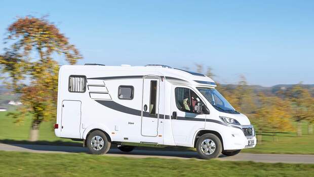 Reisemobil Hymer Van 374 Seitenansicht