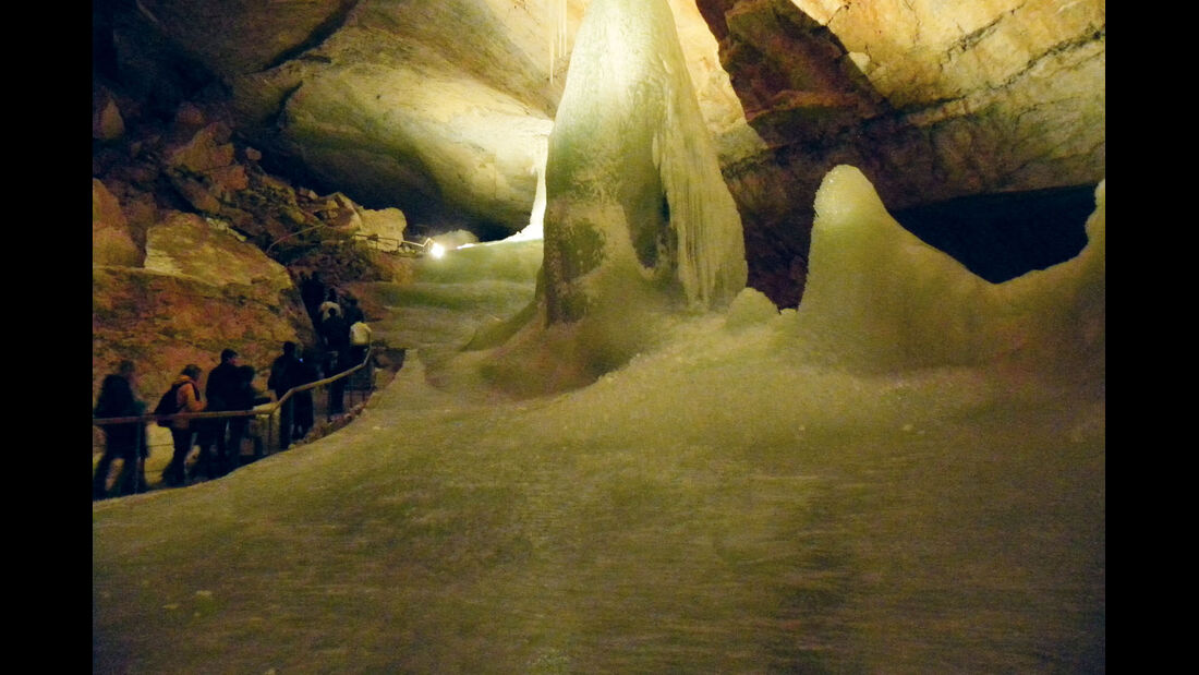 Rieseneishöhle in Obertraun