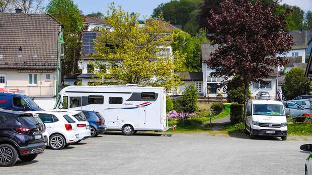 SP Fokus Bergisches Land 51580 REICHSHOF: Stellplatz am Rodener Festplatz