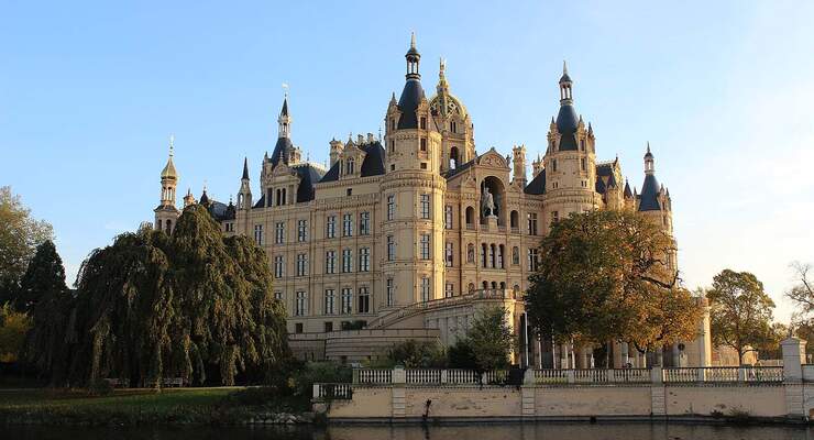 Schloss Schwerin in Herbst