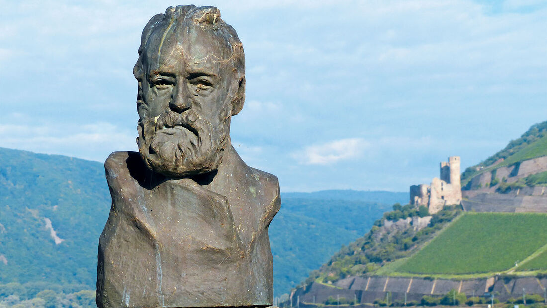 Statue von Victor Hugo in Bingen.