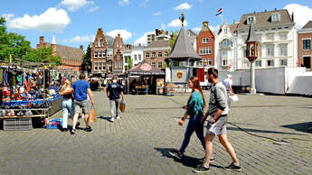 Stellplätze in der Region Nordbrabant - Marktplatz
