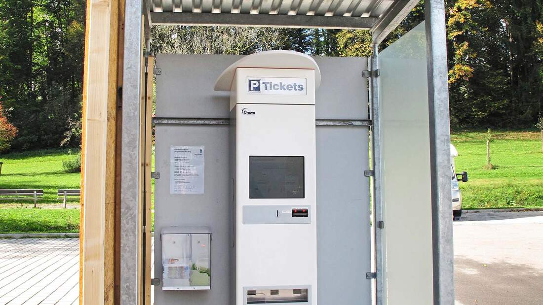 Stellplatz an der Waldsee-Therme Geührenautomat