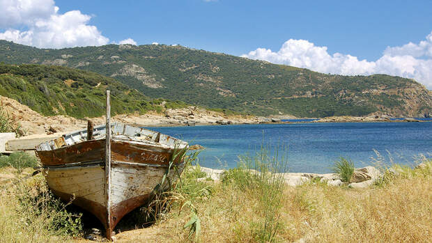 Thema des Monats: Strandgut, Traumstrände, CAR 07/2012 - Korsika