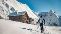 Touren-Tipps Berghütte im Schnee