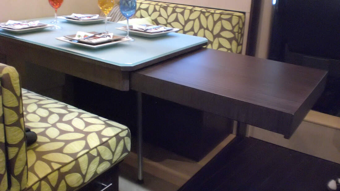 3 Erker, 8 Betten, Luxus pur: Der Vans Chardron auf Scania - Promobil